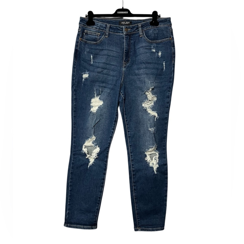 JUDY BLUE Distressed Boyfriend Fit Denim Jeans